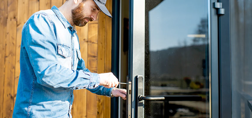 Frameless Glass Storefront Door Locks Replacement in Walnut Park, CA