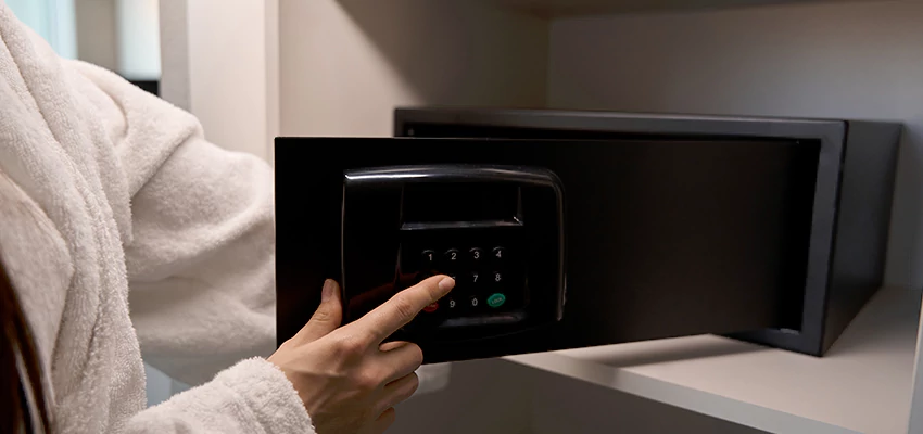 Safe Unlocking Service Company in Walnut Park, California