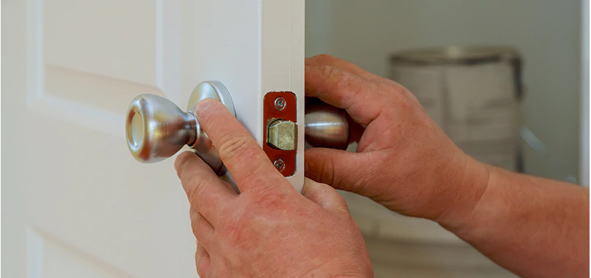 AAA Locksmiths For lock Replacement in Walnut Park, California