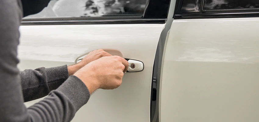 Unlock Car Door Service in Walnut Park, CA