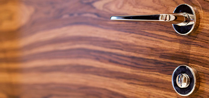 On Demand Locksmith For Key Fobs Repair in Walnut Park, California